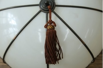 和製ヴィンテージ　真鍮飾りとタッセル付きのペンダントライト　(R-086922)