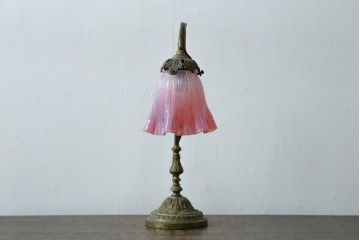 フランスアンティーク　高級品　L.PINET社　真鍮　オパールミルキーガラスシェードのデスクライト　(R-086925)