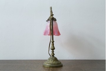フランスアンティーク　高級品　L.PINET社　真鍮　オパールミルキーガラスシェードのデスクライト　(R-086925)