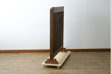 和製アンティーク　総欅(ケヤキ)材　蔵戸リメイク　端正な縦格子が引き立つ衝立て　(R-086927)