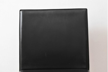 中古　イタリア　calligaris(カリガリス)　本革製ダイニングチェア　※座面内部のウレタンに劣化有り　(R-086932)