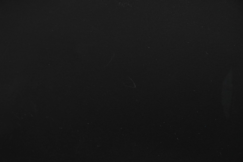 中古　イタリア　calligaris(カリガリス)　本革製ダイニングチェア　※座面内部のウレタンに劣化有り　(R-086932)