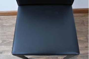 中古　イタリア　calligaris(カリガリス)　本革製ダイニングチェア　※座面内部のウレタンに劣化有り　(R-086932)
