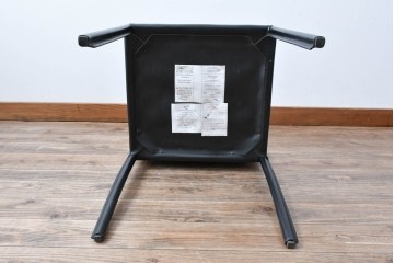 中古　イタリア　calligaris(カリガリス)　本革製ダイニングチェア　※座面内部のウレタンに劣化有り　(R-086932)