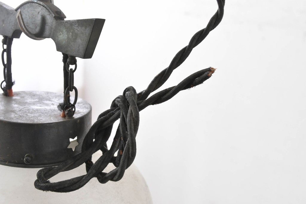 和製アンティーク　珍品　梅の花と星形装飾が可愛らしい提灯型ガラス製ペンダントライト　(R-086940)