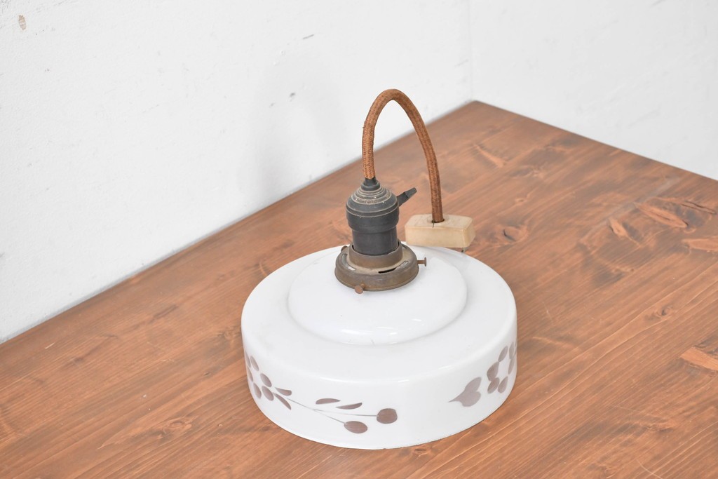 和製アンティーク　草花を象った切子模様入りのペンダントライト　(R-086941)