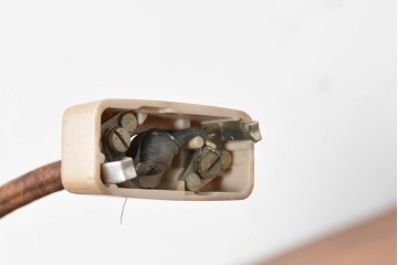 和製アンティーク　草花を象った切子模様入りのペンダントライト　(R-086941)