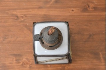 《引っ掛けシーリング式ペンダントライト加工費込み》　和製ヴィンテージ　六ツ目編みのセルロイド装飾が印象的な角型ペンダントライト　(R-086944)