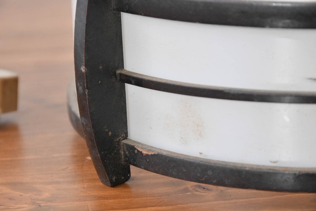 和製アンティーク　昭和初期　木製装飾付き　松に鳥の図柄があしらわれたペンダントライト　(R-086945)