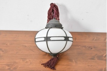 《引っ掛けシーリング式ペンダントライト加工費込み》　和製アンティーク　大正ロマン　真鍮飾りとタッセルをあしらったペンダントライト　(R-086946)