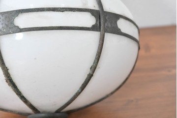 《引っ掛けシーリング式ペンダントライト加工費込み》　和製アンティーク　大正ロマン　真鍮飾りとタッセルをあしらったペンダントライト　(R-086947)