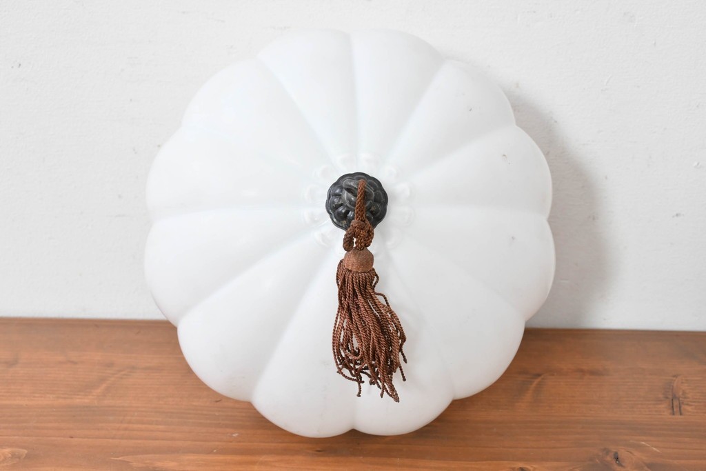 《引っ掛けシーリング式ペンダントライト加工費込み》　和製アンティーク　大正ロマン　タッセル付きのぼんぼり型ペンダントライト　(R-086948)