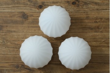 中古　高級輸入品　高島屋デパート取り扱い　真鍮アームのアンティーク調3灯シャンデリア　定価約24万円　(R-086952)