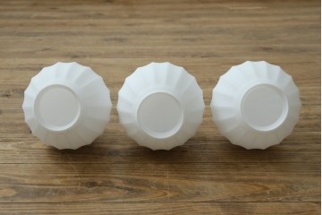 中古　高級輸入品　高島屋デパート取り扱い　真鍮アームのアンティーク調3灯シャンデリア　定価約24万円　(R-086952)