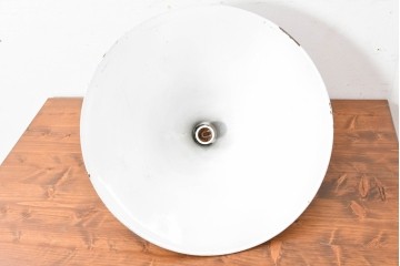 《引っ掛けシーリング式ペンダントライト加工費込み》　フランスアンティーク　大型サイズ　レトロなホーロー製シェードのペンダントライト　(R-086954)