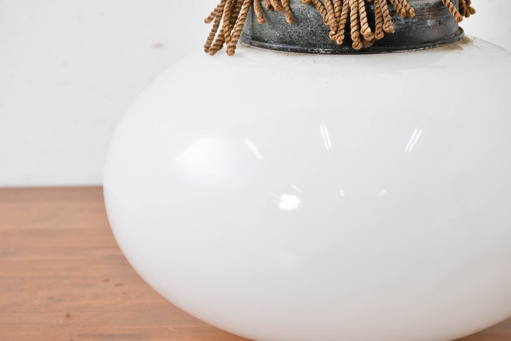 《引っ掛けシーリング式ペンダントライト加工費込み》　和製アンティーク　大正ロマン　タッセル飾りをあしらった丸型ペンダントライト　(R-086955)