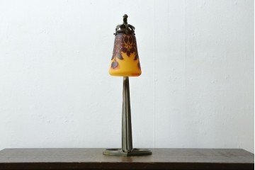 フランスアンティーク　Muller Freres Luneville(ミューラー兄弟)　草花文様が美しいガラスシェードのテーブルランプ　(R-086970)