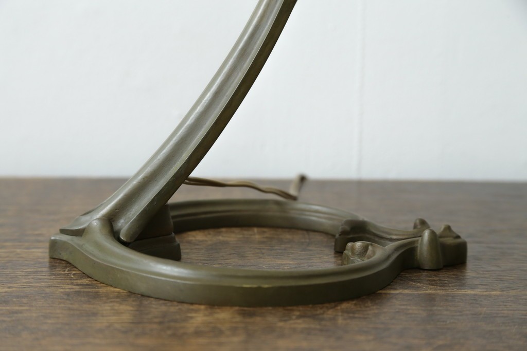 フランスアンティーク　Muller Freres Luneville(ミューラー兄弟)　草花文様が美しいガラスシェードのテーブルランプ　(R-086970)