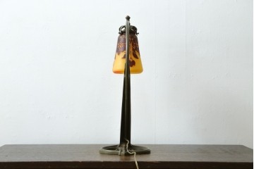 フランスアンティーク　Muller Freres Luneville(ミューラー兄弟)　草花文様が美しいガラスシェードのテーブルランプ　(R-086970)