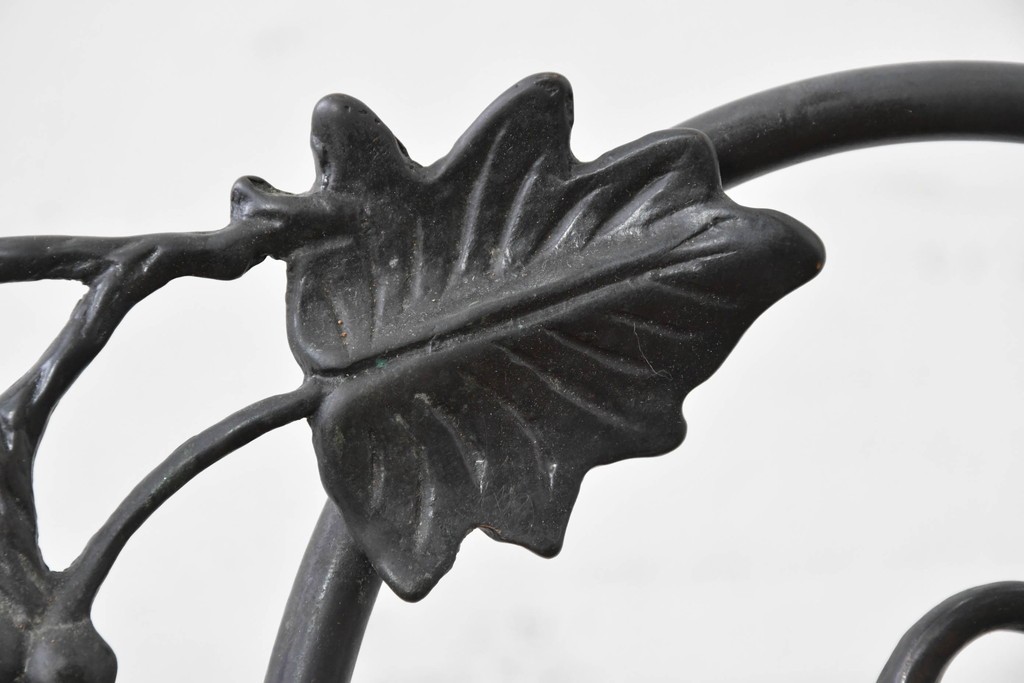 フランスヴィンテージ　Art de France(アール・ド・フランス)　アール・ヌーヴォー様式　溶かし込みガラスが美しい2灯テーブルランプ　(R-086971)