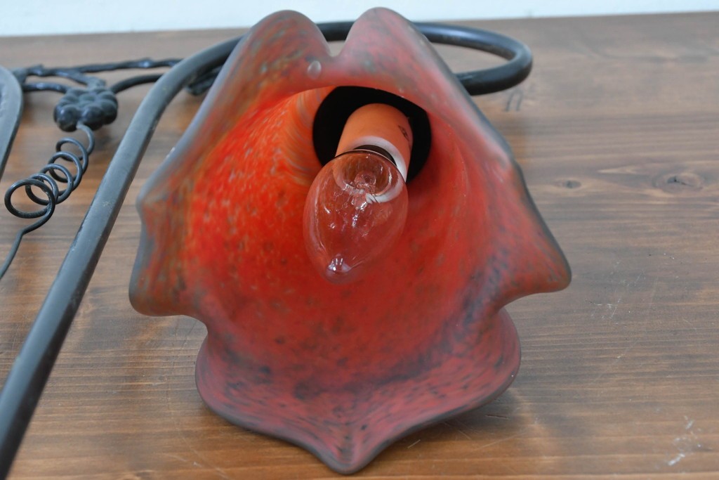 フランスヴィンテージ　Art de France(アール・ド・フランス)　アール・ヌーヴォー様式　溶かし込みガラスが美しい2灯テーブルランプ　(R-086971)