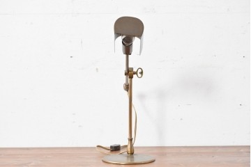 和製ヴィンテージ　山菊工芸　Pieterman(ピーターマン)　無骨さが魅力の真鍮製テーブルスタンド　(R-086972)