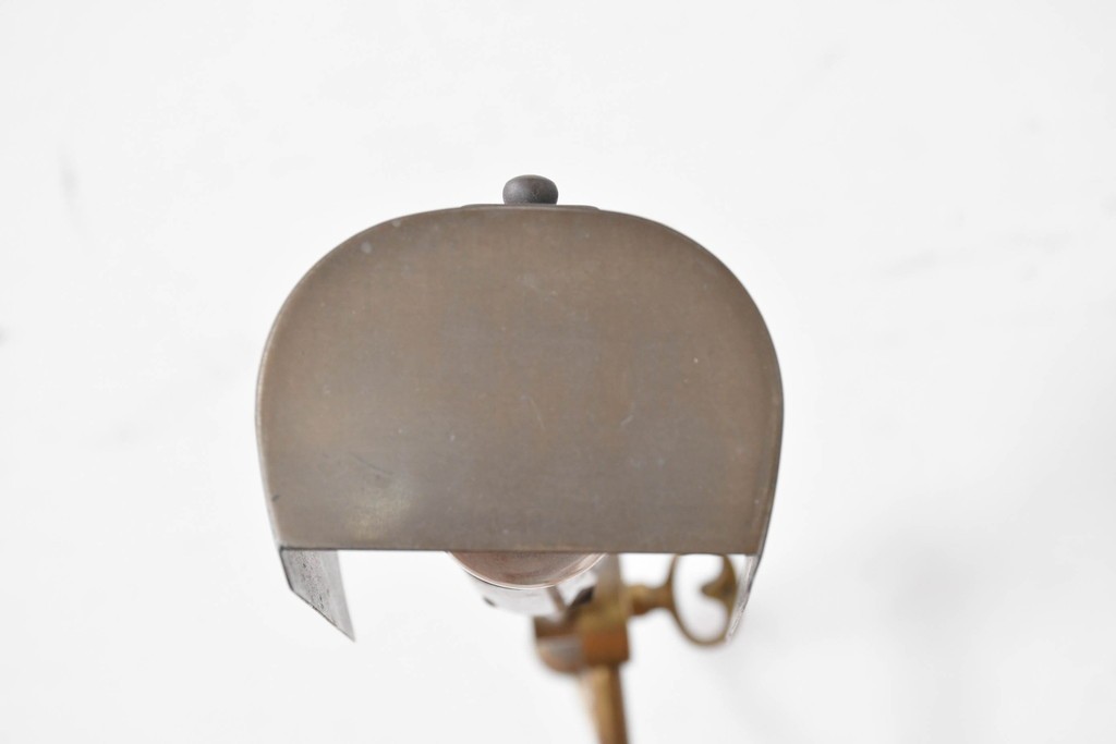 和製ヴィンテージ　山菊工芸　Pieterman(ピーターマン)　無骨さが魅力の真鍮製テーブルスタンド　(R-086972)