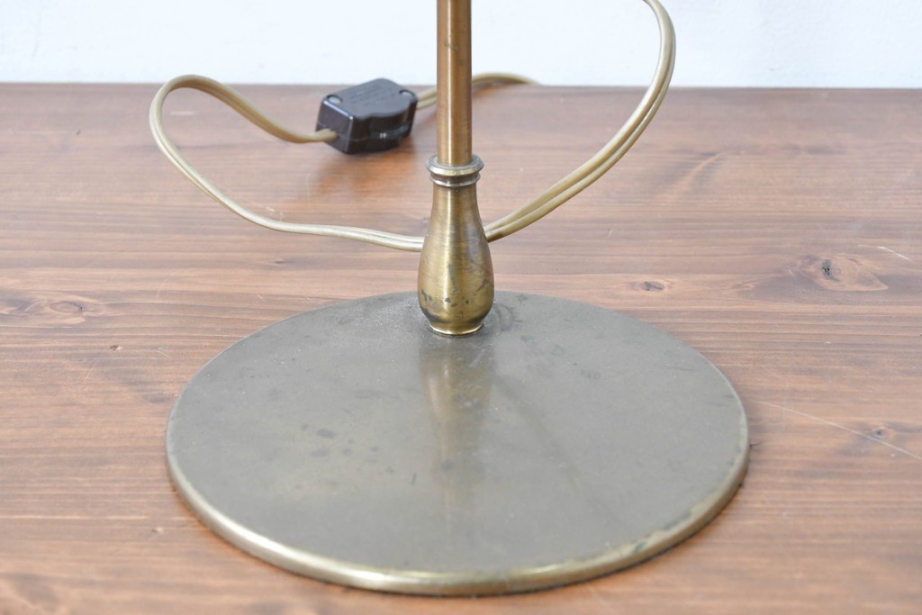 和製ヴィンテージ　山菊工芸　Pieterman(ピーターマン)　無骨さが魅力の真鍮製テーブルスタンド　(R-086972)