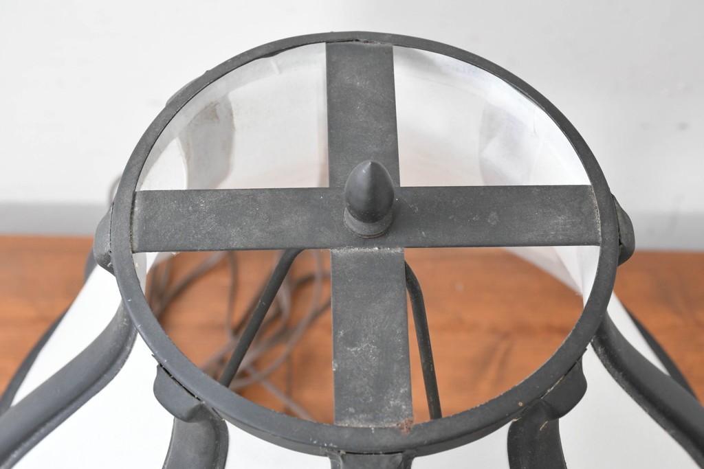 和製ヴィンテージ　柳沢木工所　金属フレーム×和紙張りの上品なテーブルランプ　(R-086976)