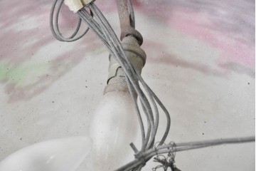 フランスアンティーク　Muller Freres Luneville(ミューラー兄弟)　溶かし込みガラスの優美な4灯シャンデリア　※補修あと有り　(R-086978)