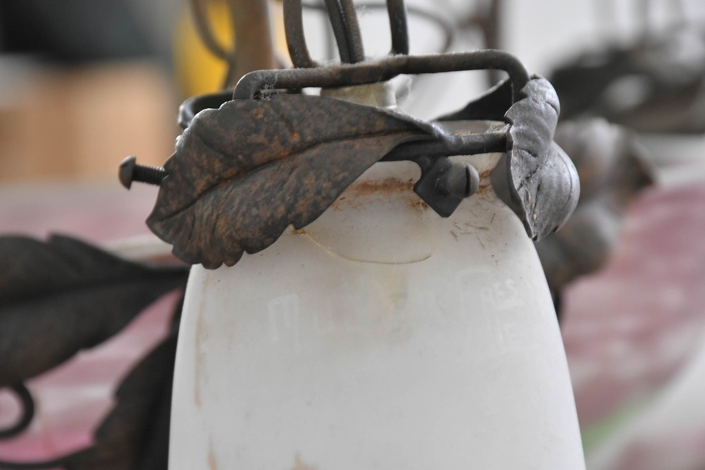 フランスアンティーク　Muller Freres Luneville(ミューラー兄弟)　溶かし込みガラスの優美な4灯シャンデリア　※補修あと有り　(R-086978)