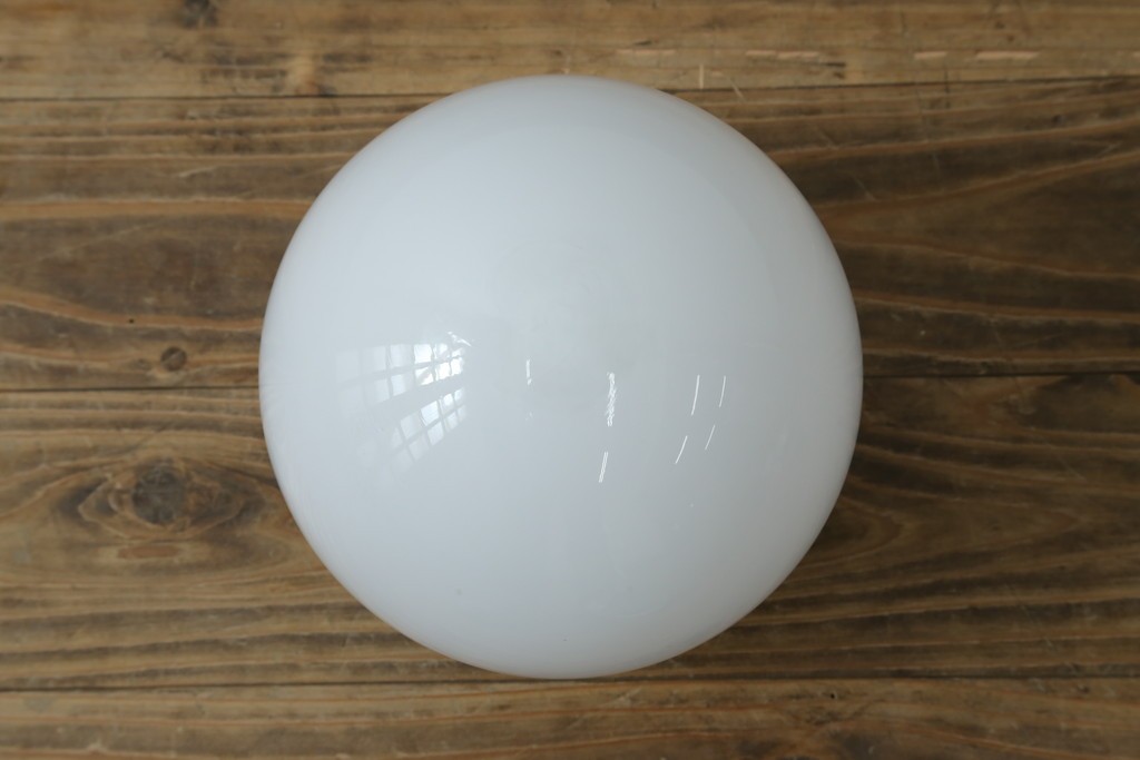 和製アンティーク　素朴な金具と球体シェードのシーリングライト　(R-086981)