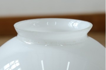 和製アンティーク　素朴な金具と球体シェードのシーリングライト　(R-086981)