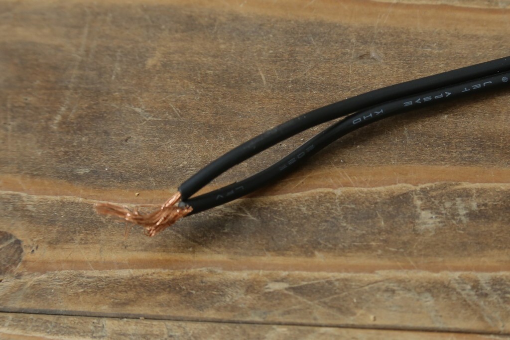 和製アンティーク　素朴な金具と球体シェードのシーリングライト　(R-086981)