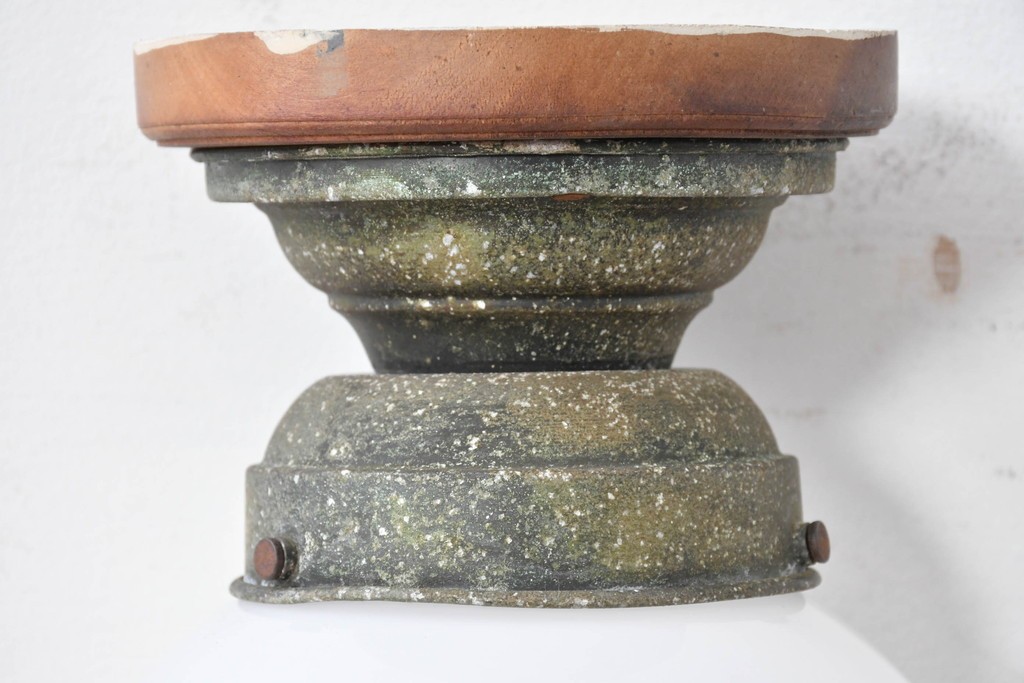 和製アンティーク　乳白色の球体シェードが可愛らしいシーリングライト　(R-086985)