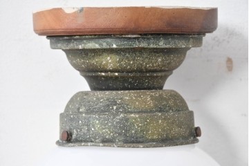 和製アンティーク　乳白色の球体シェードが可愛らしいシーリングライト　(R-086985)