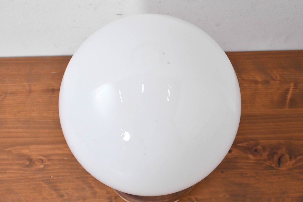 和製アンティーク　乳白色の球体シェードが可愛らしいシーリングライト　(R-086985)