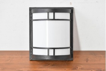 和製アンティーク　ブラックフレームが格好いいウォールライトカバー　(R-086989)