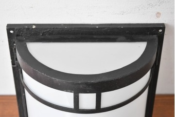 和製アンティーク　ブラックフレームが格好いいウォールライトカバー　(R-086989)