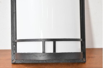 和製アンティーク　ブラックフレームが格好いいウォールライトカバー　(R-086989)