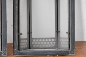 和製アンティーク　幾何学模様が印象的なウォールライトカバー2個セット　(R-086990)