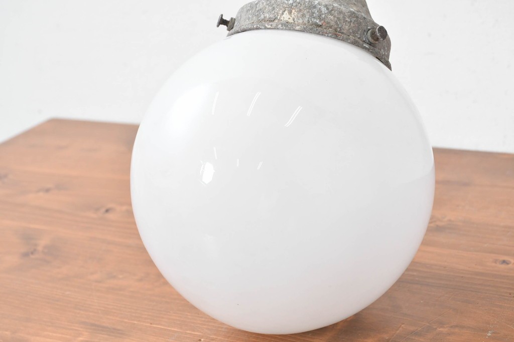 和製アンティーク　球体型ガラスシェードのウォールライト　(R-086991)