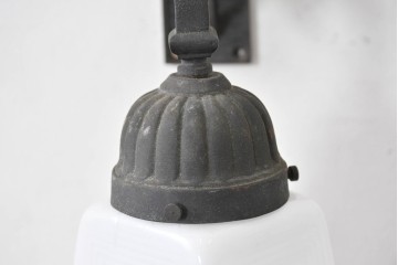 和製アンティーク　希少デザイン　大正ロマン薫る洋館スタイルのウォールライト　(R-086993)