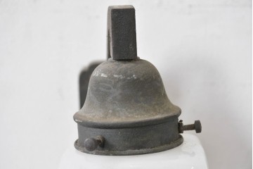 和製アンティーク　緩やかな曲線アームのウォールライト　(R-086994)