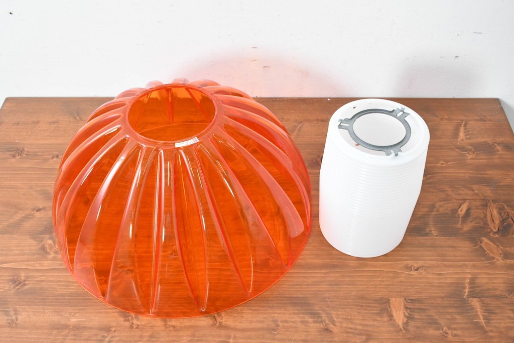 《引っ掛けシーリング式ペンダントライト加工費込み》和製ヴィンテージ　ナショナル(National、松下電工)　昭和レトロ　オレンジ色のペンダントライト　外箱付き　(R-086996)