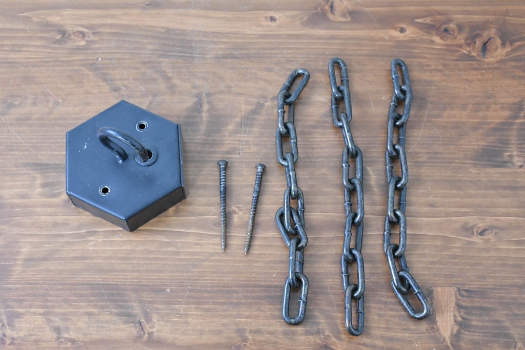 中古　金工職人　飯野歌之助作　幾何学的なステンドグラスのデザインが目を引くペンダントライト　(R-086997)