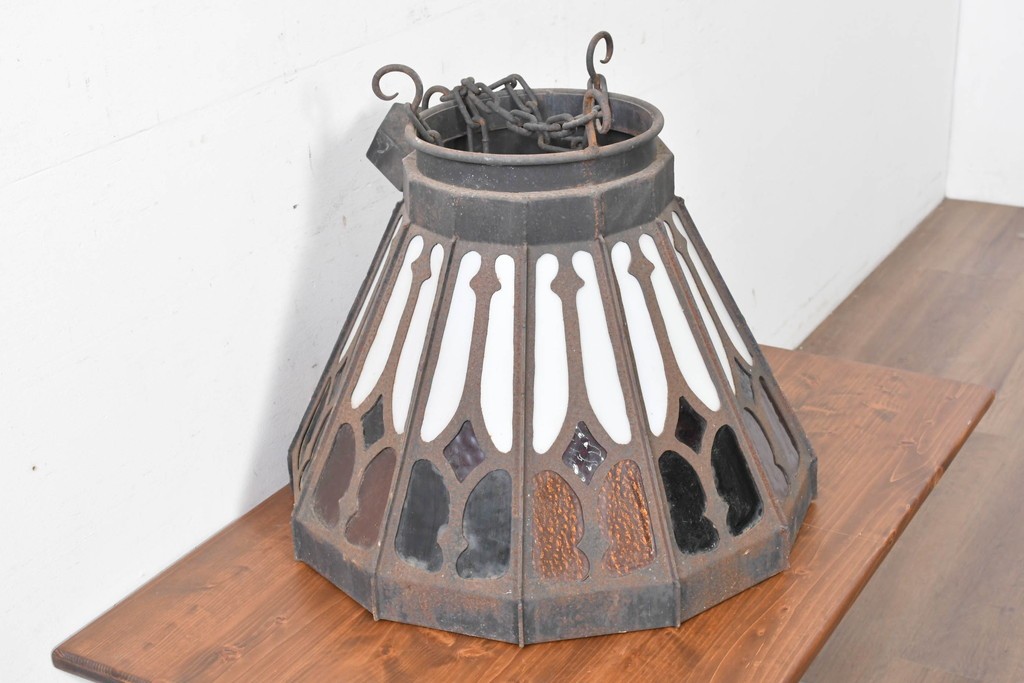 《直結式ペンダントライト加工費込み》　中古　金工職人　飯野歌之助作　ステンドグラスが彩るペンダントライト　(R-087001)