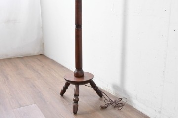ヴィンテージ照明　松本民芸家具　挽き物の三本脚が目を惹くB型フロアスタンド　(R-087005)