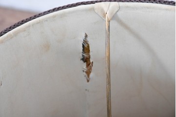 アジアンビンテージ　チーク材　オリエンタルな彫刻が存在感を放つフロアランプ　(R-087006)