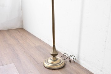 アメリカヴィンテージ　シンプルでクラシカルな佇まいのフロアスタンド　(R-087007)